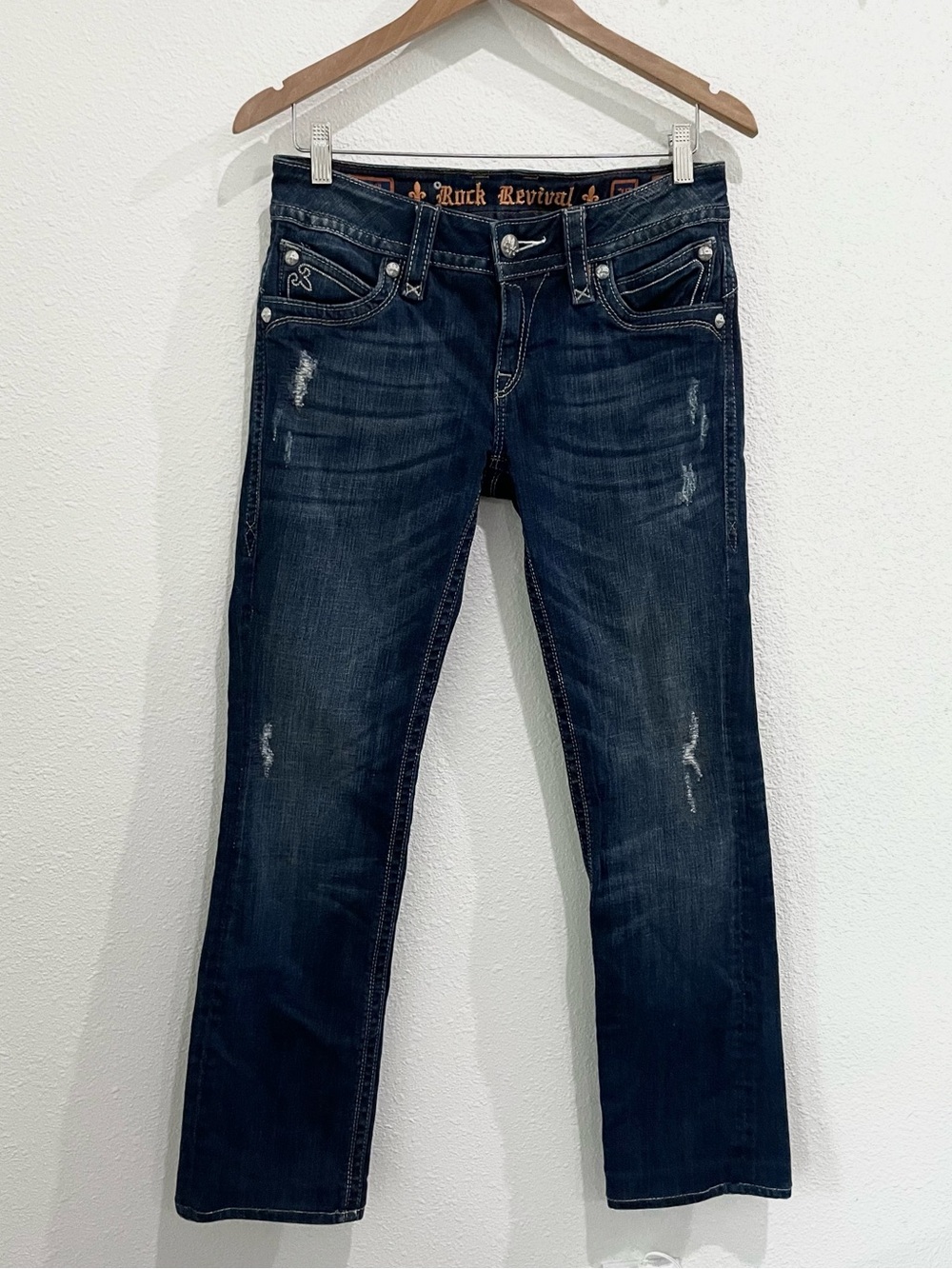 Rock Revival Low Rise Straight Leg Jeans Country Embroidered Cowgirl Boho